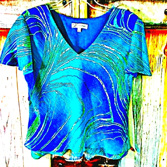 Dress Barn Tops - 💙Dress Barn sz14 chiffon flutter sleeve top 💙